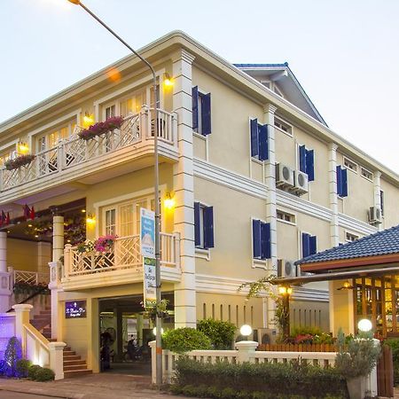 Le Bouton D'Or Boutique Hotel Thakhek Bagian luar foto