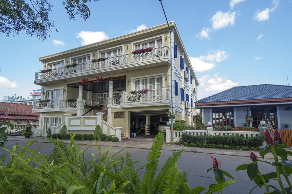 Le Bouton D'Or Boutique Hotel Thakhek Bagian luar foto
